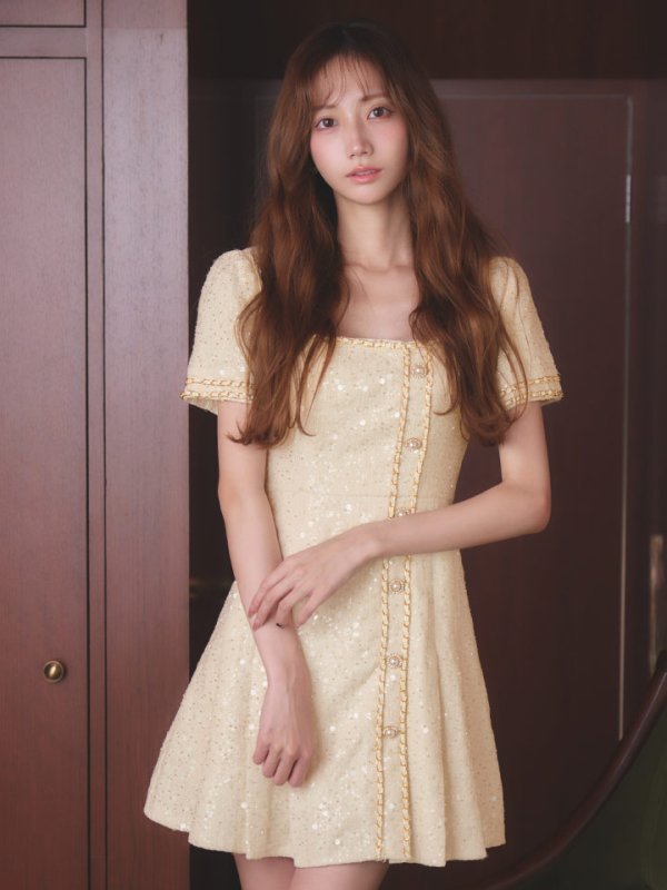 モデル：あすか　身長：170cm　着用サイズ：Sサイズ