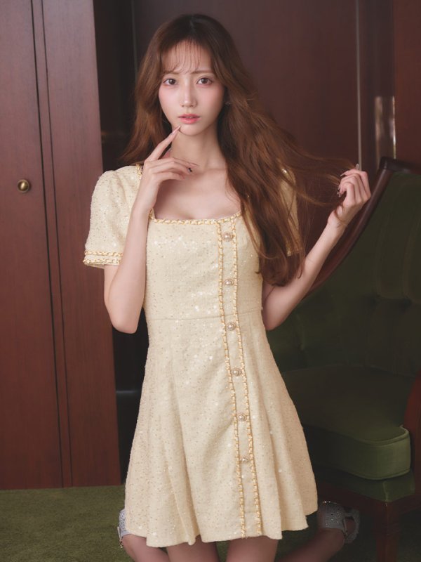 モデル：あすか　身長：170cm　着用サイズ：Sサイズ