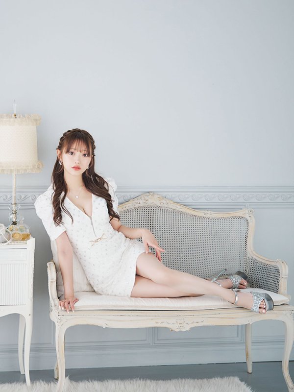 モデル：羽澄まり　身長：158cm　着用サイズ：Sサイズ