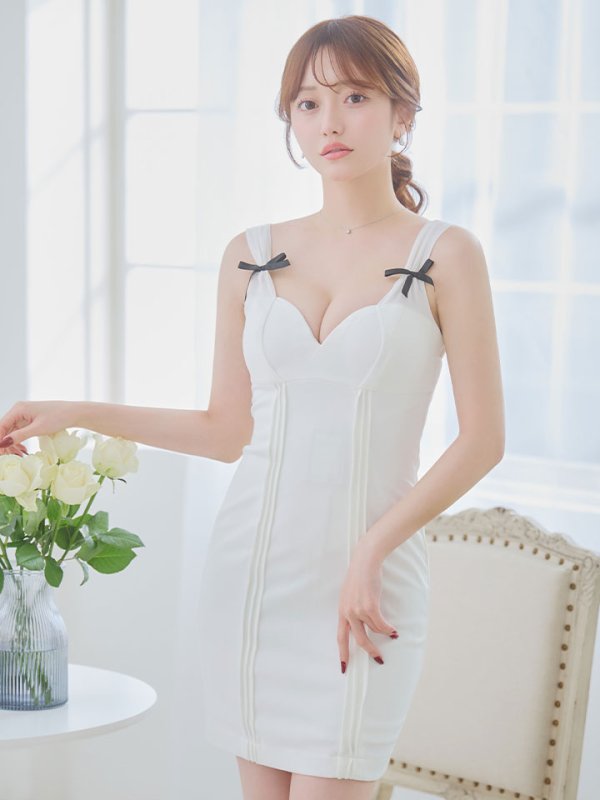 モデル:羽澄まり 身長:158cm 着用サイズ:Sサイズ