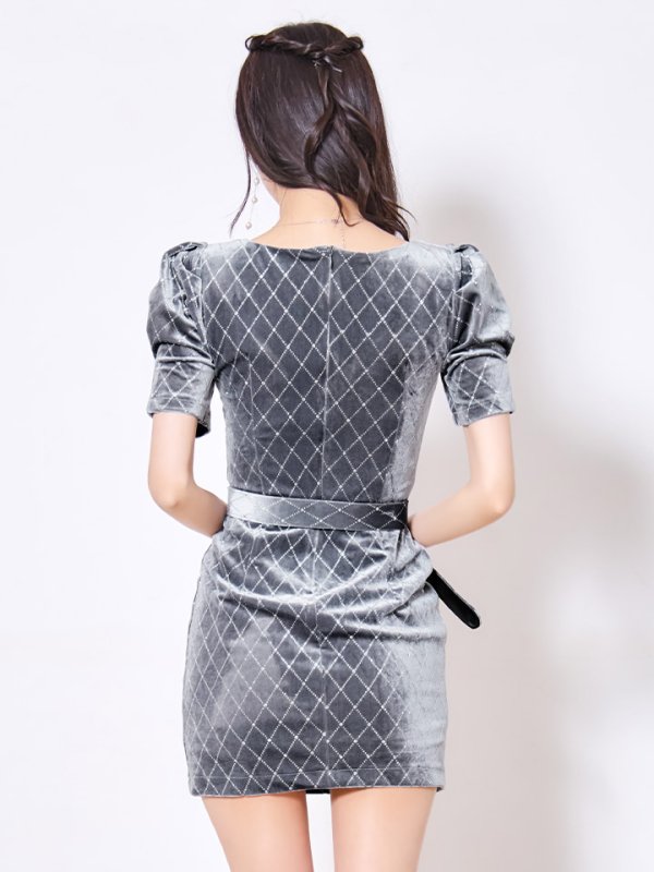 モデル:ゆりお 身長:165cm 着用サイズ:Sサイズ