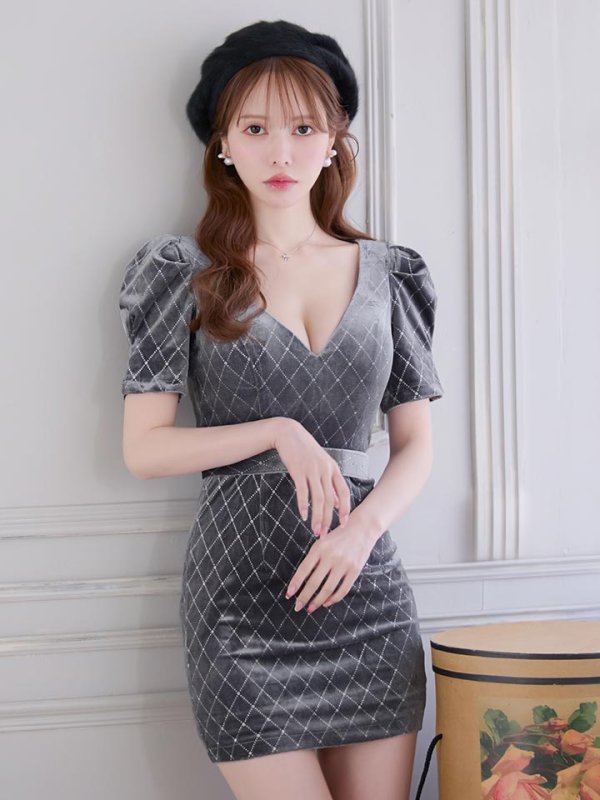 モデル：ゆめ　身長：160cm　着用サイズ：Sサイズ