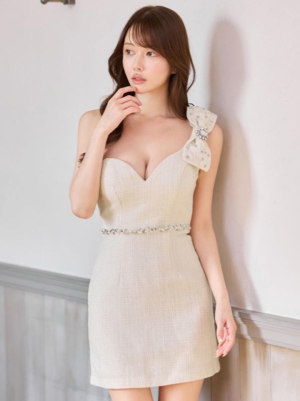 モデル：ゆめ　身長：160cm　着用サイズ：Sサイズ