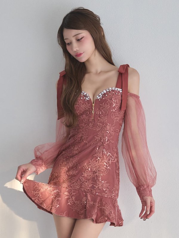 モデル：るりぴ　身長：165cm　着用サイズ：Sサイズ