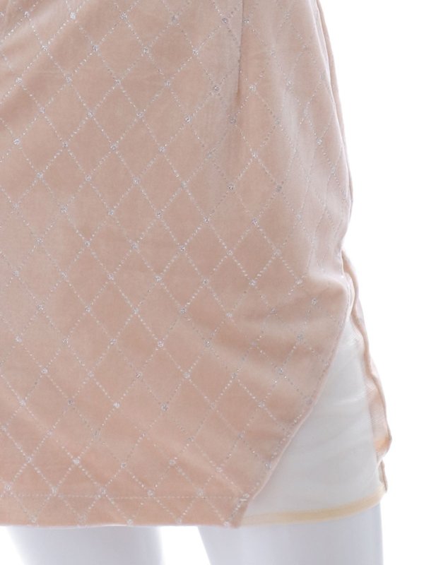 シャンパンベージュ