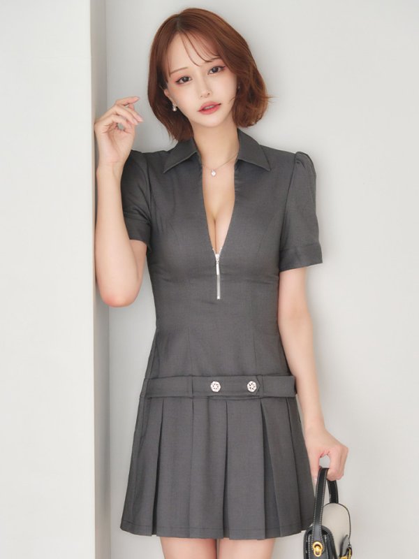 モデル：れみれみ　身長：163cm　着用サイズ：Sサイズ