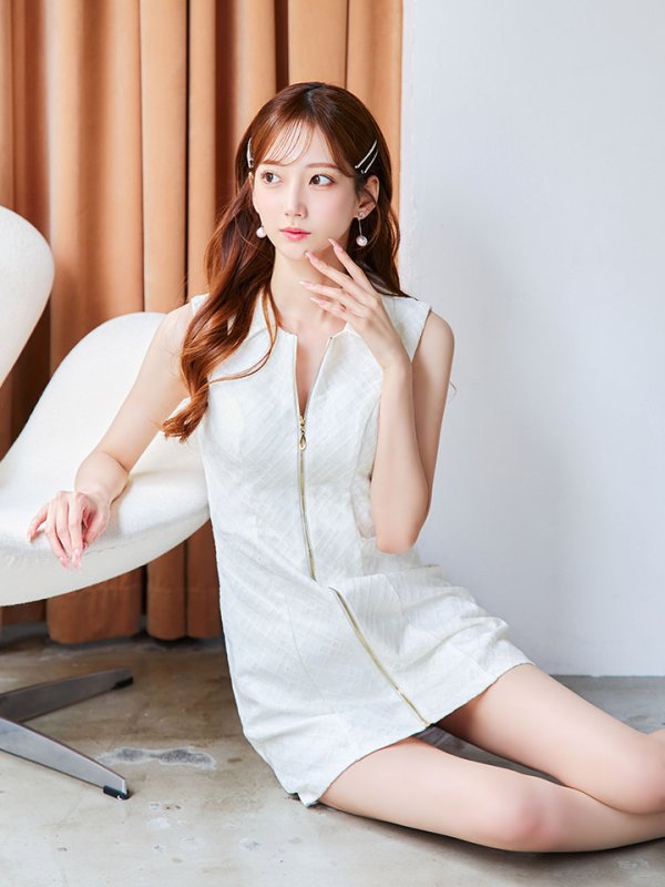 モデル：あすか　身長：170cm　着用サイズ：Sサイズ