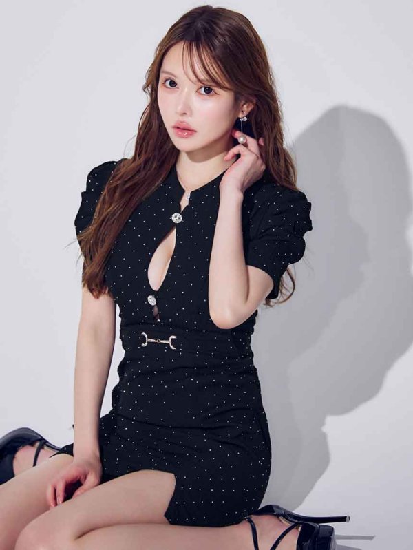 モデル：ゆめ　身長：160cm　着用サイズ：Sサイズ