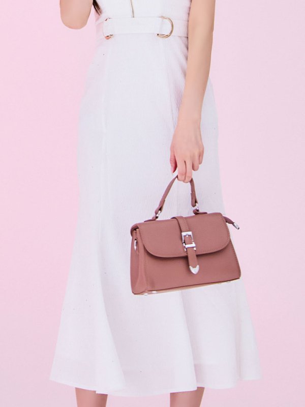 モデル：ゆめ　身長：160cm　着用サイズ：Sサイズ