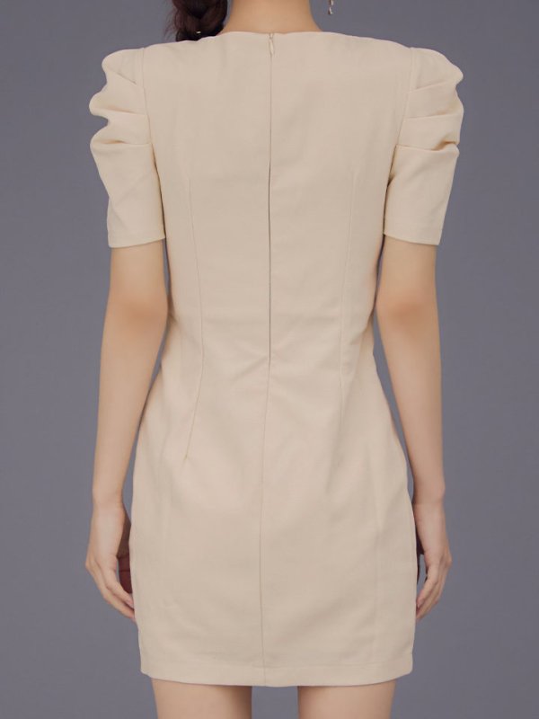 モデル：まりん　身長：163cm　着用サイズ：Sサイズ