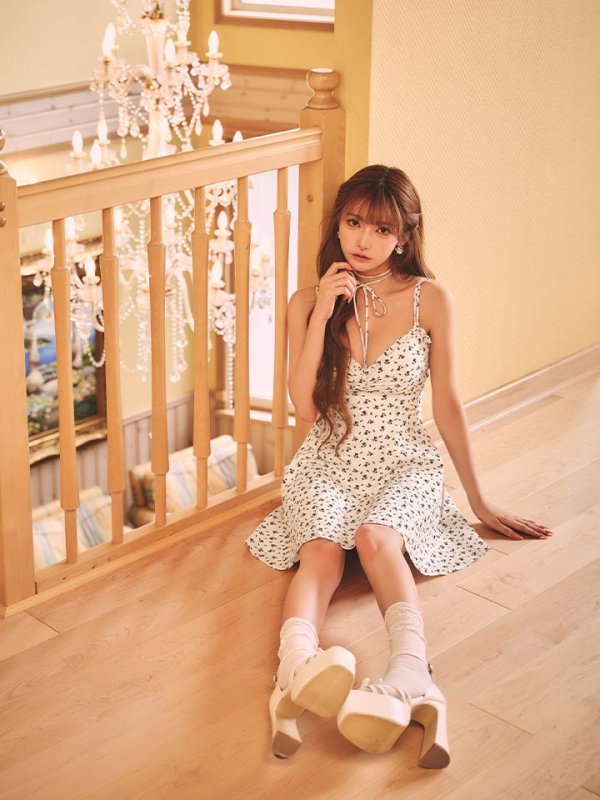 モデル：まみ　身長：161cm　着用サイズ：Sサイズ