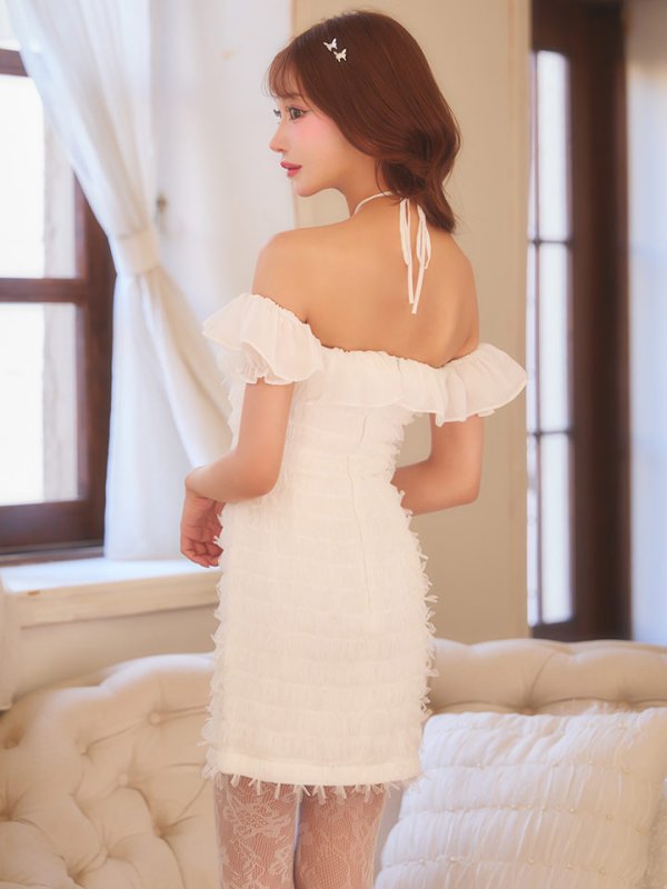 モデル：明日花キララ　身長：162cm　着用サイズ：Sサイズ