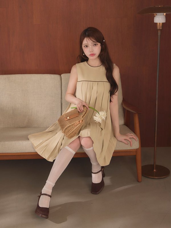 モデル：ももか　身長：156cm　着用サイズ：Sサイズ