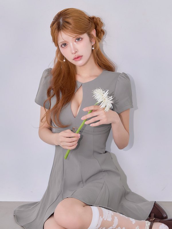 モデル：まりん　身長：163cm　着用サイズ：Sサイズ
