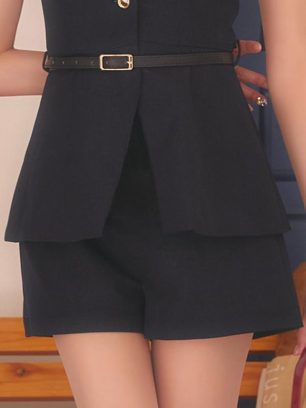 モデル：明日花キララ　身長：162cm　着用サイズ：Sサイズ