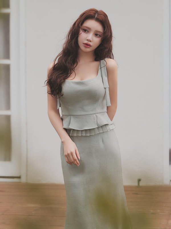 モデル：ももか　身長：156cm　着用サイズ：Sサイズ