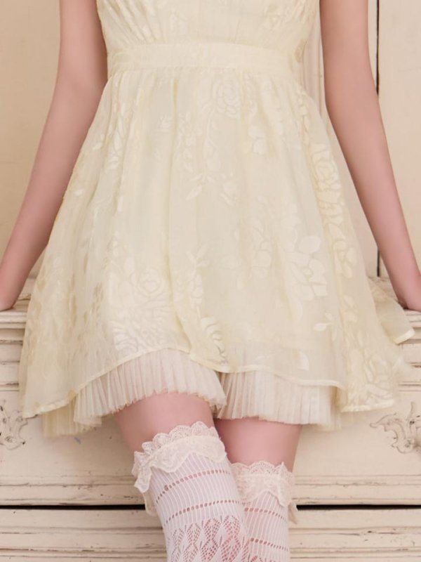 モデル：いおり　身長：164cm　着用サイズ：Sサイズ