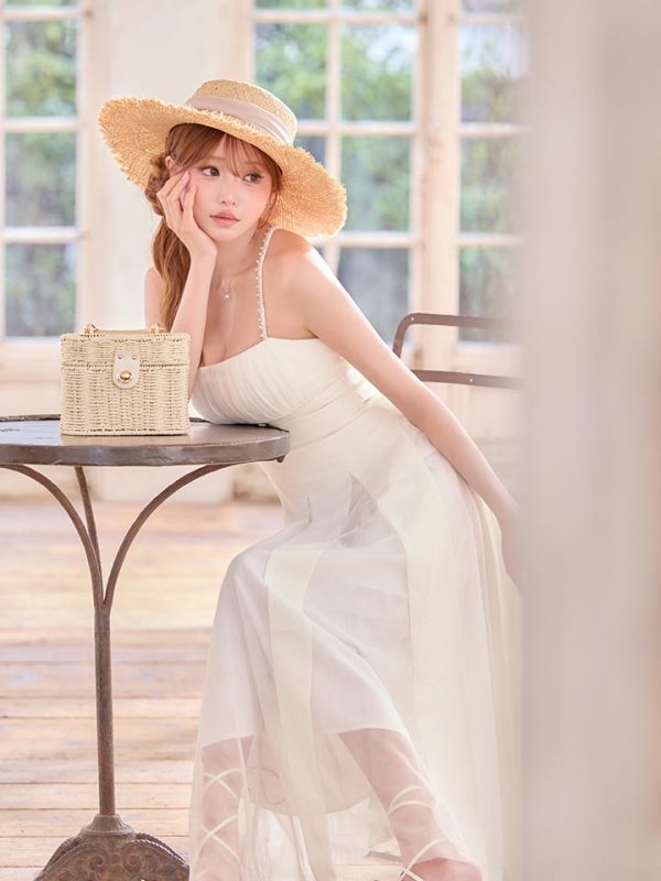 モデル：いおり　身長：164cm　着用サイズ：Sサイズ