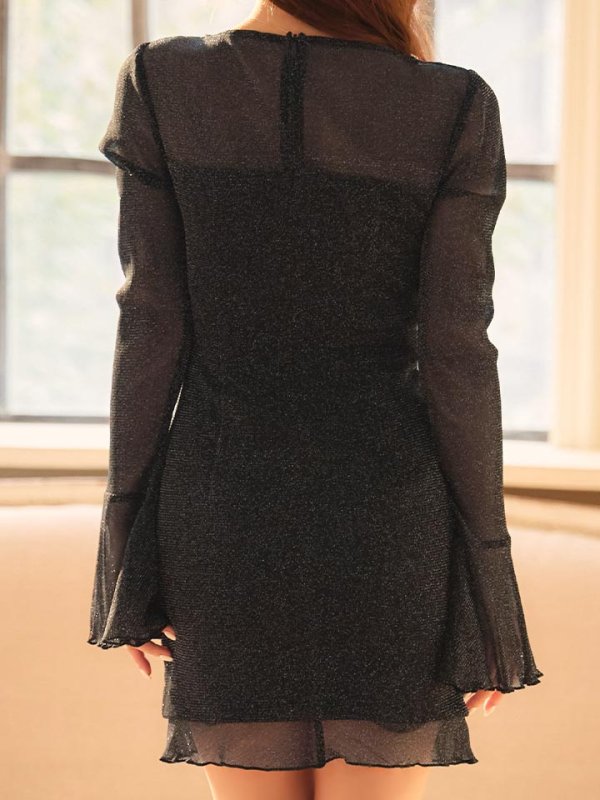 モデル：ももか　身長：156cm　着用サイズ：Sサイズ