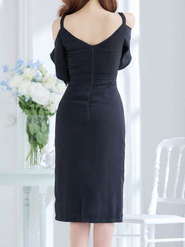 モデル:真優川咲 身長:159cm 着用サイズ:Sサイズ