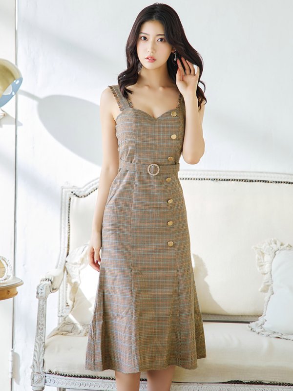 モデル:阿部なつき 身長:160cm 着用サイズ:Sサイズ