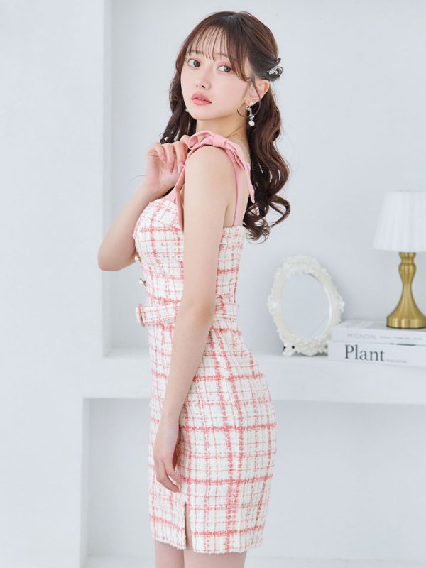 モデル:羽澄まり 身長:158cm 着用サイズ:Sサイズ