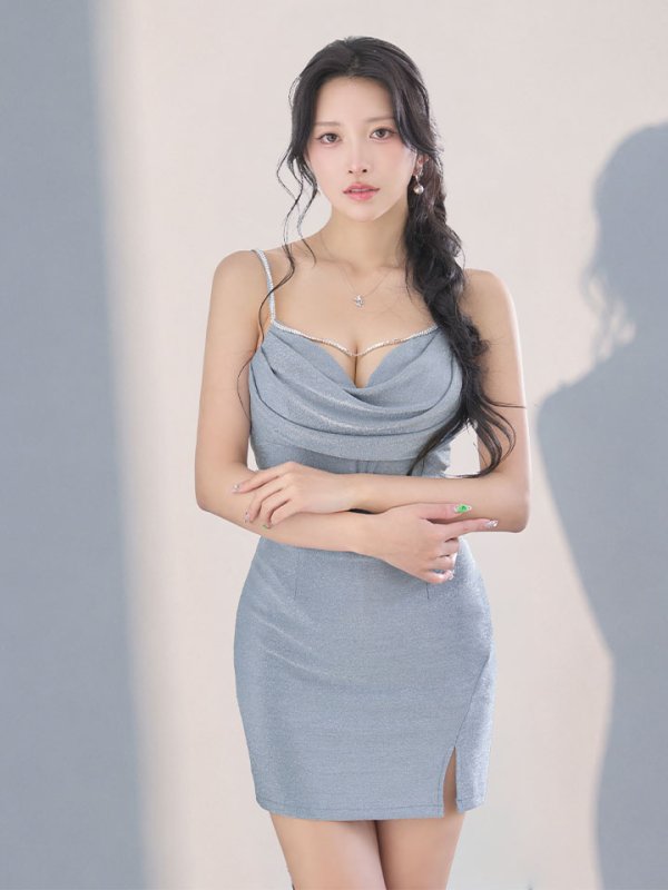 モデル：ゆいぴす　身長：170cm　着用サイズ：Sサイズ
