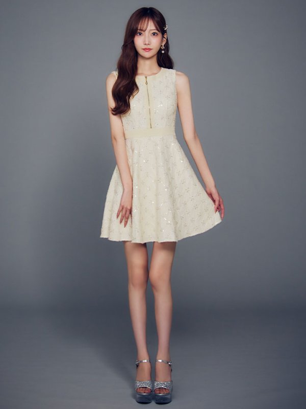 モデル：あすか　身長：170cm　着用サイズ：Sサイズ