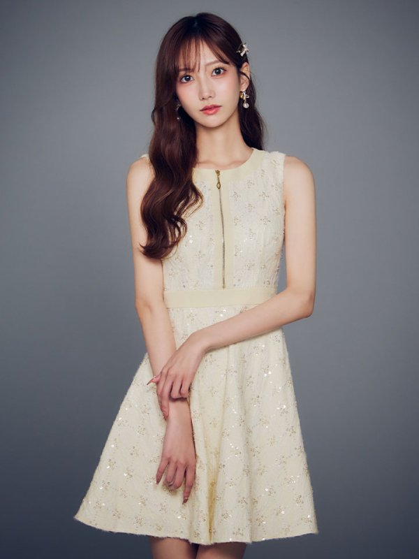 モデル：あすか　身長：170cm　着用サイズ：Sサイズ