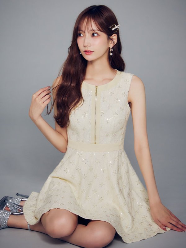 モデル：あすか　身長：170cm　着用サイズ：Sサイズ