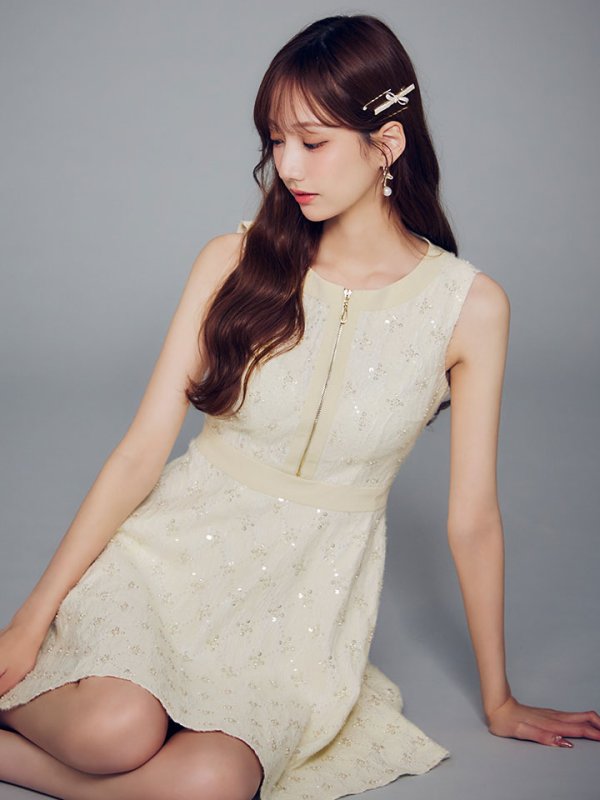 モデル：あすか　身長：170cm　着用サイズ：Sサイズ