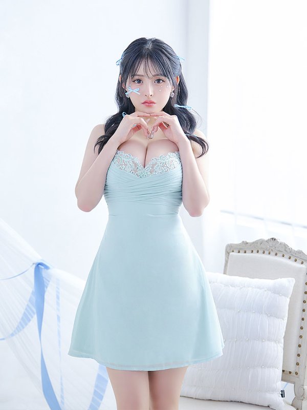 モデル:かるあ 身長:156cm 着用サイズ:Sサイズ