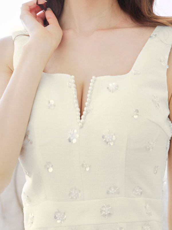 モデル：阿部なつき　身長：160cm　着用サイズ：Sサイズ