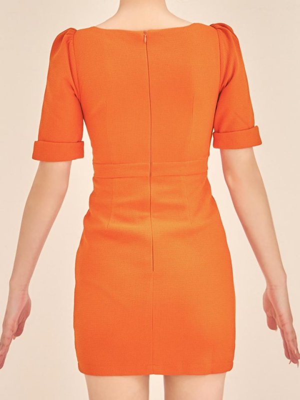 モデル：ふぶき　身長：161cm　着用サイズ：Sサイズ