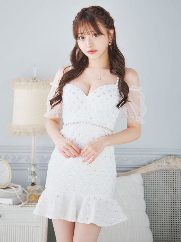 モデル：羽澄まり　身長：158cm　着用サイズ：Sサイズ