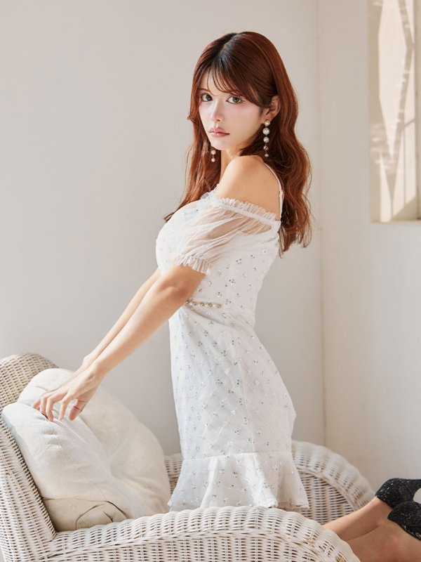 モデル：まりん　身長：163cm　着用サイズ：Sサイズ