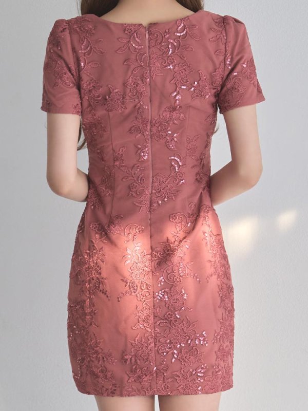 モデル：るりぴ　身長：165cm　着用サイズ：Sサイズ