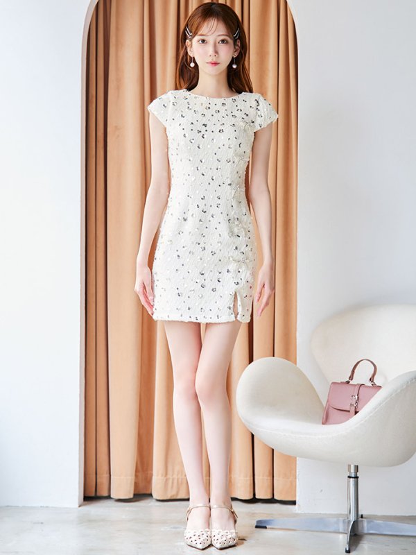 モデル：あすか　身長：170cm　着用サイズ：Sサイズ