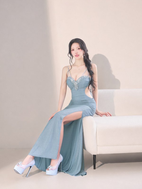 モデル：ゆいぴす　身長：170cm　着用サイズ：Sサイズ