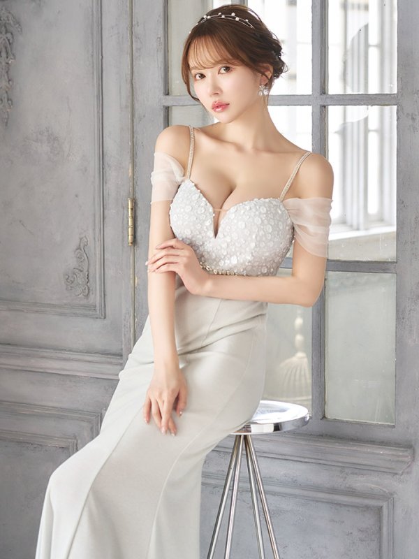 モデル：ゆめ　身長：160cm　着用サイズ：Sサイズ