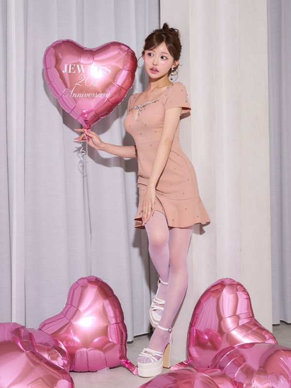 モデル：かるあ　身長：156cm　着用サイズ：Sサイズ