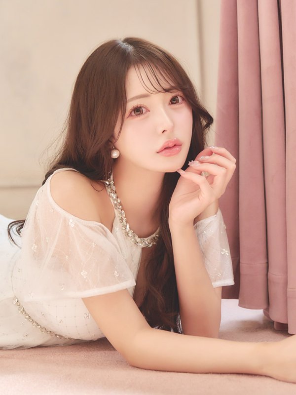 モデル：りな　身長：160cm　着用サイズ：Sサイズ