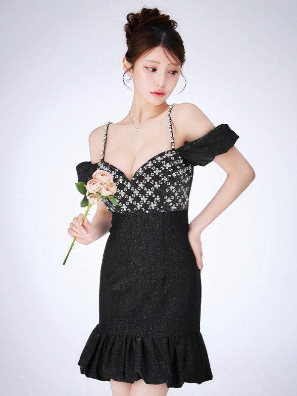 モデル：ももか　身長：156cm　着用サイズ：Sサイズ