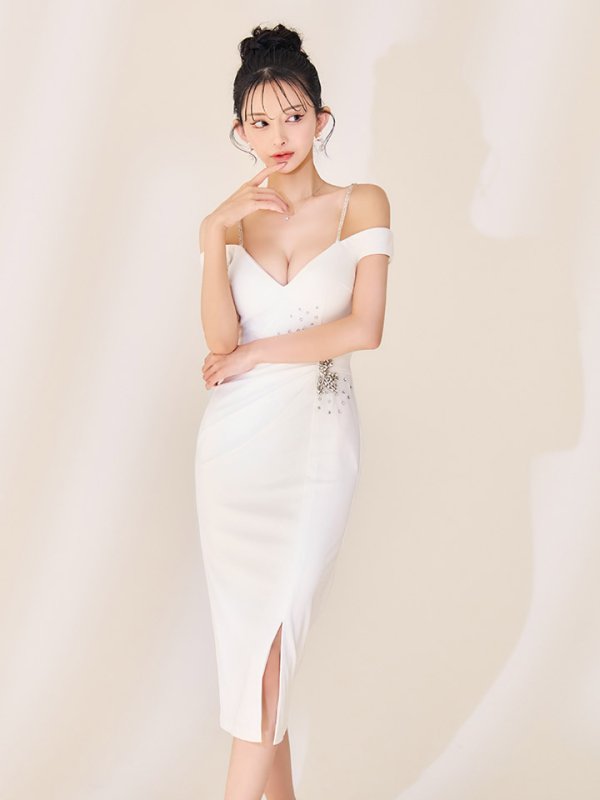 モデル：まおちゃる　身長：156cm　着用サイズ：Sサイズ