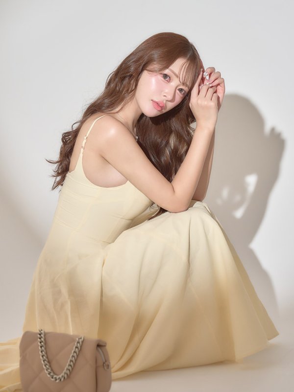 モデル：りな　身長：160cm　着用サイズ：Sサイズ