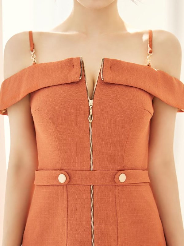 モデル：ももか　身長：156cm　着用サイズ：Sサイズ