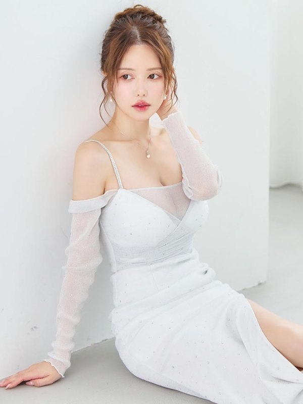 モデル：ゆめ　身長：160cm　着用サイズ：Sサイズ