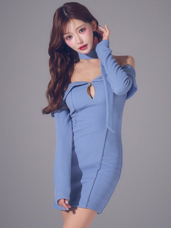 モデル：明日花キララ　身長：162cm　着用サイズ：Sサイズ