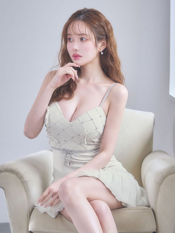 モデル：ゆめ　身長：160cm　着用サイズ：Sサイズ