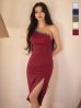 ワインレッド　モデル：ゆりお　身長：165cm　着用サイズ：Sサイズ